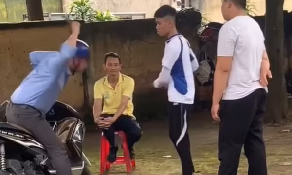 Thầy giáo ở Đắk Lắk lên tiếng sau khi đánh học sinh trong khuôn viên trường