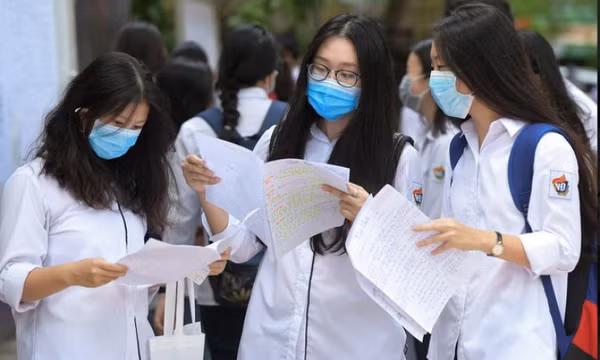 Điểm chuẩn 'gây sốc' 29,95: Lo lắng về sự công bằng của xét tuyển