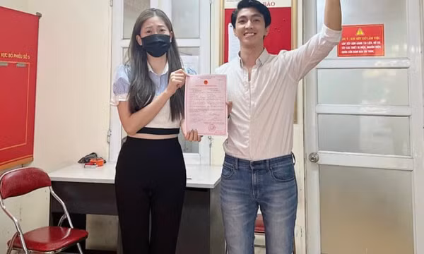 Phương Nga và Bình An đăng ký kết hôn