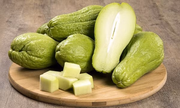 6 lợi ích bất ngờ của quả su su