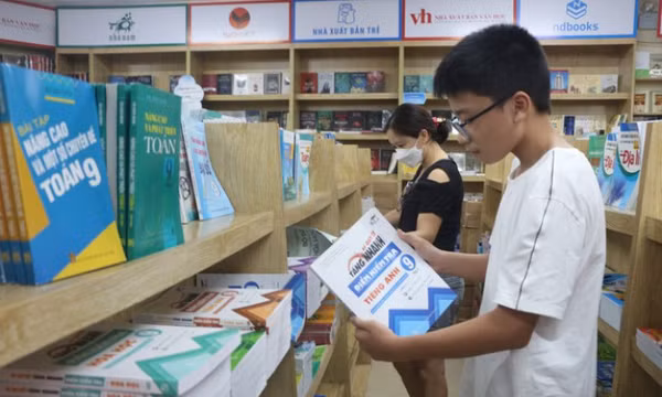 Giá dịch vụ giáo dục tăng cao đẩy CPI bật tăng