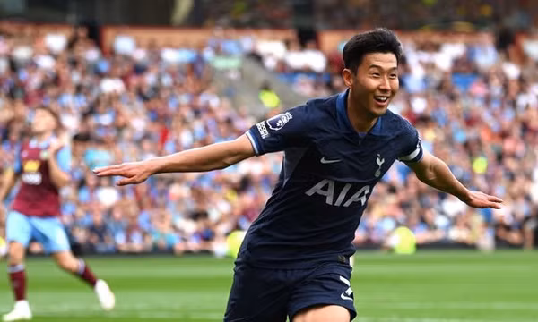 Son Heung-min lập hat-trick, Tottenham thắng trận đậm đà