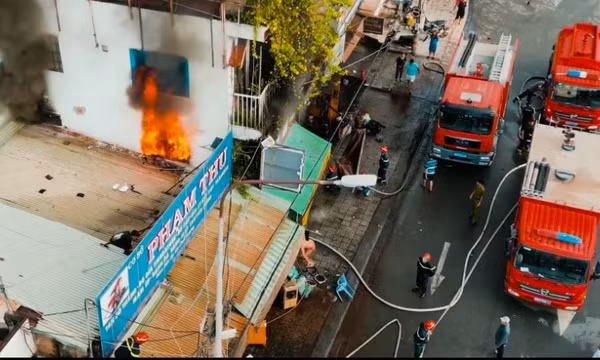 Đồng Nai: Bà hỏa thiêu rụi cửa hàng phụ tùng ô tô