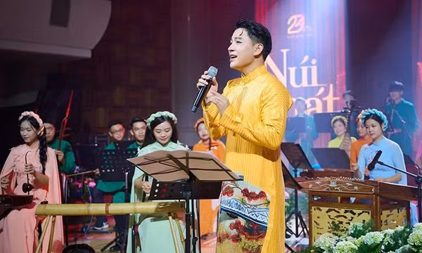 “Núi hát” – Album đầu tiên dành tặng cha mẹ của giọng ca hiếm gặp Trần Tùng Anh