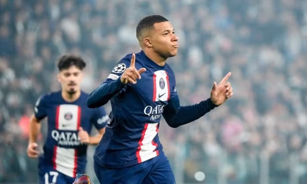 Tiếp quản Man Utd, giới chủ Qatar hứa chiêu mộ ngay Mbappe