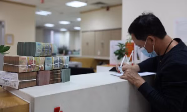 Được - mất khi vay ngân hàng trả nợ ngân hàng