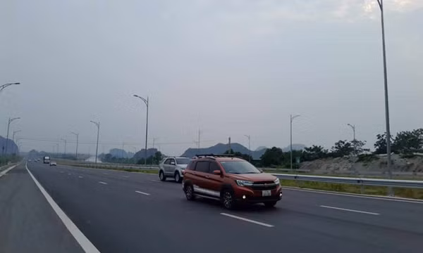 Kiến nghị nhận bằng lái xe 2 năm mới được chạy vào cao tốc