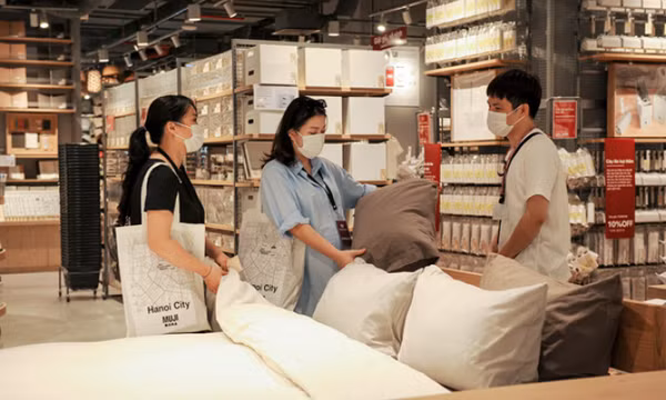 Bất chấp khó khăn, người Việt vẫn chi 4,6 triệu tỷ đồng cho tiêu dùng