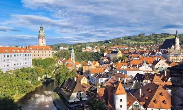 Tìm về Cesky Krumlov, ngôi làng cổ bình yên ở Séc