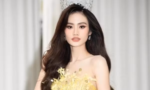 Hoa hậu Ý Nhi đang ở đâu, làm gì?
