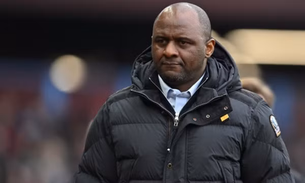 Patrick Vieira úp mở chuyện trở lại Arsenal