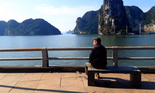 Có một Hòn Gai trong nỗi nhớ...