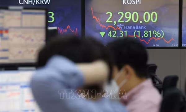 Chứng khoán tăng tốc trong kỳ vọng Fed hoàn tất chu kỳ nâng lãi suất