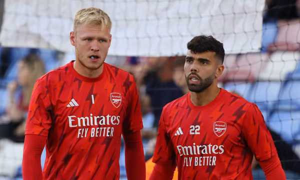 Arsenal đấu Spurs, Arteta có quyết định giữa Raya và Ramsdale