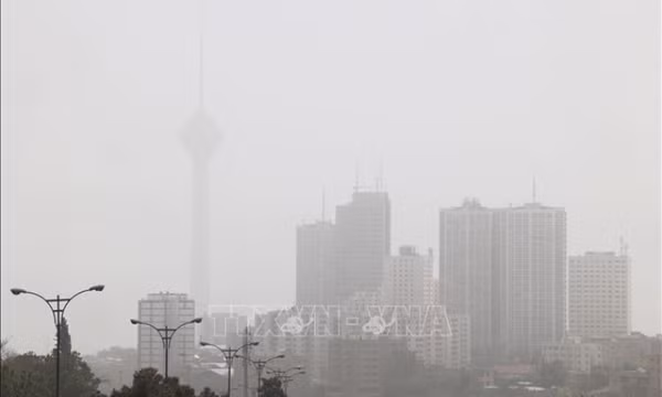 Bão cát ở Iran, trên 1.300 người nhập viện