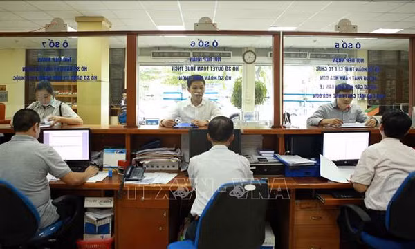 Tạo đà cho doanh nghiệp và người dân khôi phục sản xuất kinh doanh