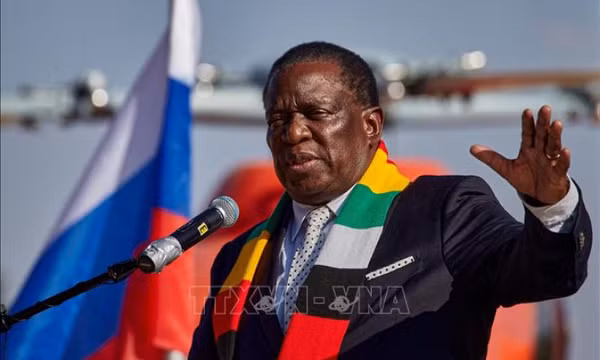 Tổng thống Zimbabwe Emmerson Mnangagwa tuyên thệ nhậm chức