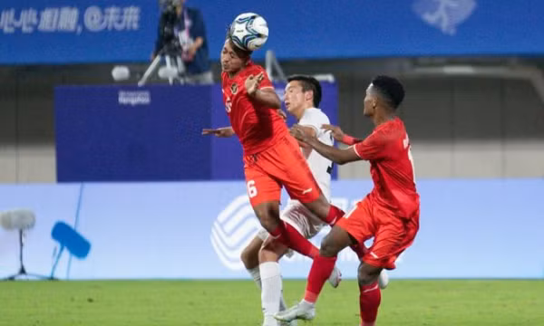 Indonesia qua vòng bảng Asiad 19 dù thua Triều Tiên