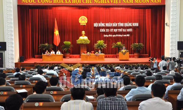 Kỳ họp thứ 20 HĐND tỉnh khóa XII, tháng 4-2015