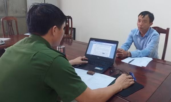 Mật phục, bắt hai đối tượng buôn 26.000 viên ma túy tổng hợp