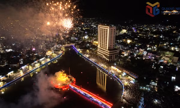 Thắp niềm tin, đón vận hội mới