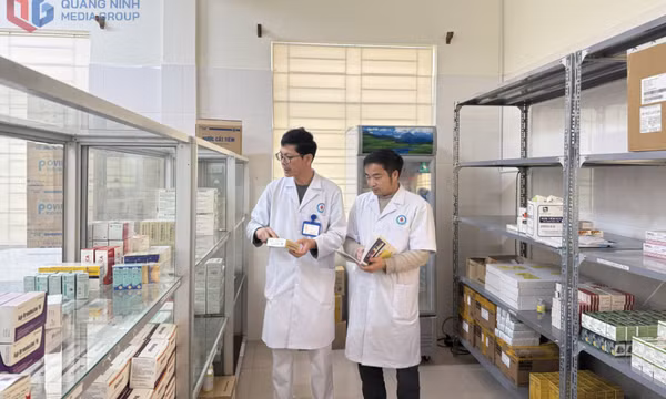 Khắc phục tình trạng thiếu thuốc, bảo đảm quyền lợi cho người có thẻ BHYT  