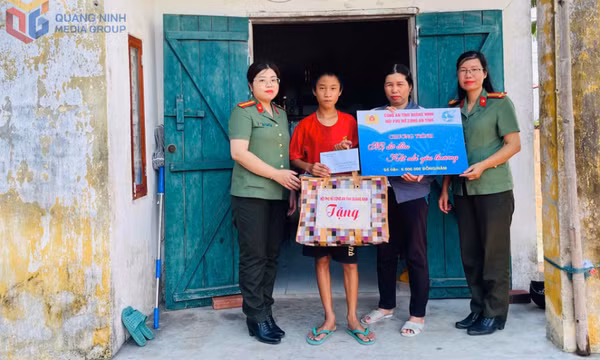 Phụ nữ Công an Quảng Ninh: Lan tỏa tinh thần nhân ái, nghĩa tình