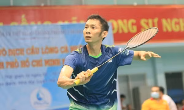 Nguyễn Tiến Minh thi đấu giải cầu lông Singapore International Challenge 2026
