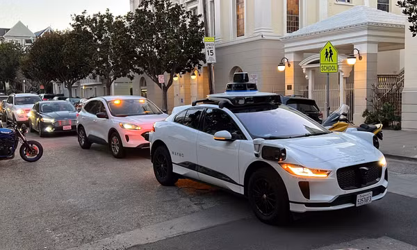 Waymo huy động thêm 16 tỷ USD, thúc đẩy mở rộng dịch vụ taxi tự lái toàn cầu