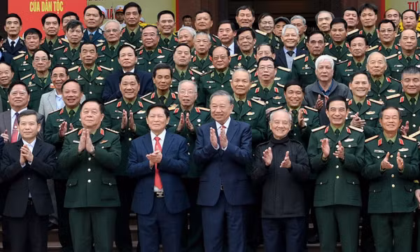 Tiếp tục truyền “ngọn lửa cách mạng” cho thế hệ hôm nay và mai sau