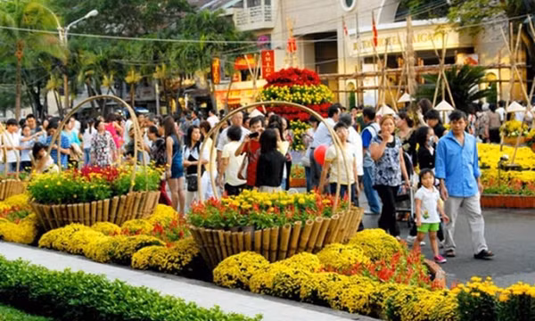 Thủ tướng đôn đốc thực hiện nhiệm vụ phục vụ Nhân dân đón Tết Nguyên đán Bính Ngọ 2026