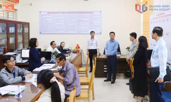 Lãnh đạo UBND tỉnh kiểm tra công vụ đột xuất tại một số địa phương