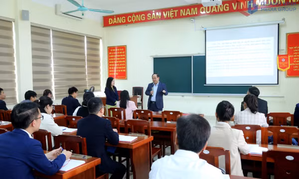 Đồng chí Bí thư Tỉnh ủy: Trường Đào tạo cán bộ Nguyễn Văn Cừ phải trở thành trung tâm đào tạo cán bộ chất lượng cao của tỉnh