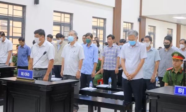 Tuyên án 3 cựu Phó Chủ tịch Ủy ban nhân dân thành phố Long Xuyên cùng 26 đồng phạm