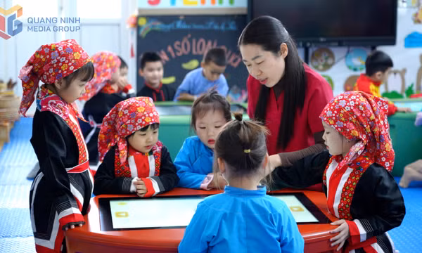 Đầu tư nâng cao chất lượng y tế, giáo dục vùng nông thôn mới