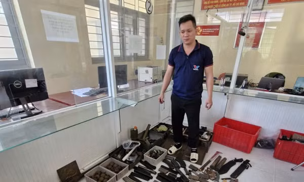 Công an Thành phố Hồ Chí Minh khám phá vụ án tàng trữ, mua bán trái phép vũ khí số lượng lớn