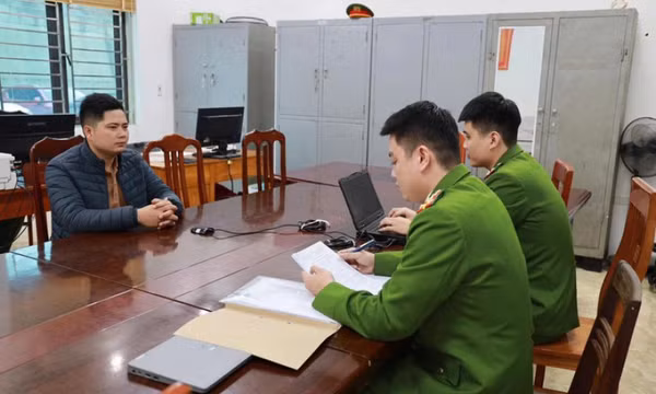 Vụ chìm tàu làm 6 người chết trên hồ Thác Bà: Bắt tạm giam người lái tàu
