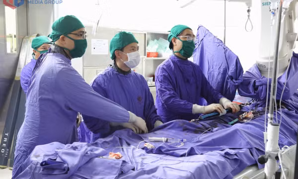 Thúc đẩy KHCN và chuyển đổi số ngành y