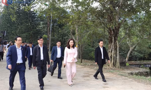 Kiểm tra công tác phục vụ và thu hút khách du lịch tới Yên Tử 