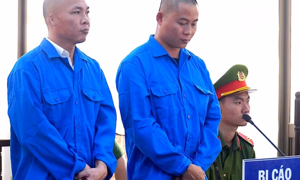 Vụ tài xế xe khách Hùng Hiếu rượt đuổi xe tải: Hai tài xế lãnh 2 năm 3 tháng tù