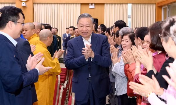 Kết luận của Bộ Chính trị, Ban Bí thư về tổ chức bầu cử đại biểu Quốc hội khóa XVI và đại biểu Hội đồng nhân dân các cấp nhiệm kỳ 2026-2031