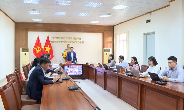 Lãnh đạo tỉnh tiếp công dân định kỳ