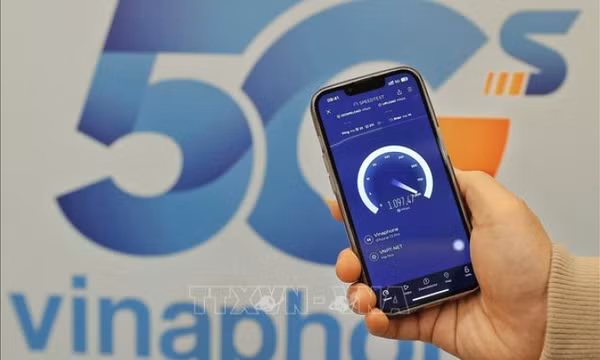 Đấu giá lại hai khối băng tần để phát triển mạng di động 4G và 5G