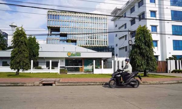 Kiểm tra đột xuất 3 cửa hàng kinh doanh Fresh shop của Công ty C.P ở Đồng Nai