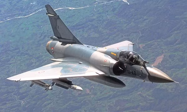 Rơi máy bay chiến đấu siêu thanh Mirage tại Ukraine