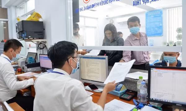 Hồ sơ miễn, giảm tiền sử dụng đất cho người có công