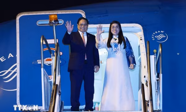Thủ tướng và Phu nhân về tới Hà Nội, kết thúc tốt đẹp chuyến công tác tại Brazil