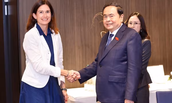Việt Nam, Thụy Sĩ tăng cường hợp tác lĩnh vực xây dựng pháp luật, về ngân hàng số, blockchain