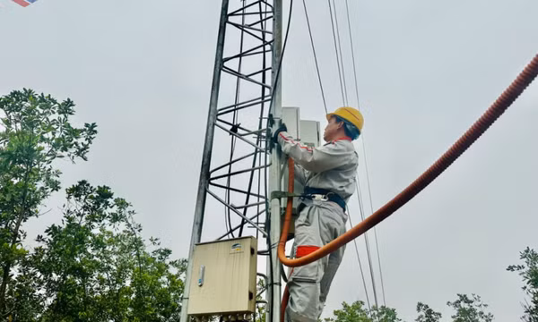 Đảm bảo thông tin liên lạc ứng phó với bão số 3