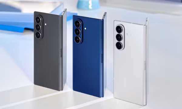 Samsung tung ra siêu phẩm Galaxy Z Fold 7: To, đẹp, nhẹ, camera siêu khủng